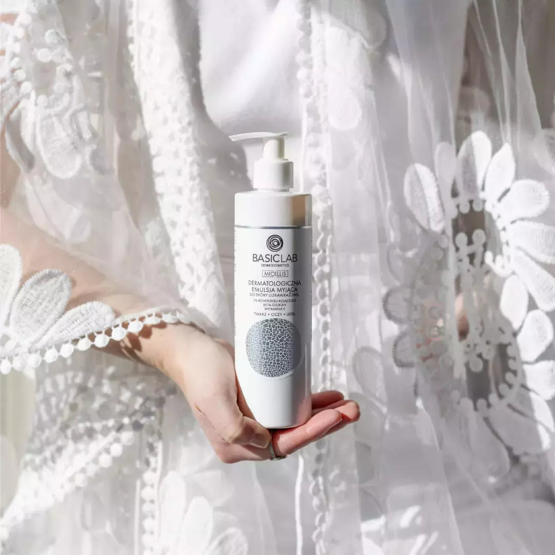 DERMATOLOGICZNA EMULSJA MYJĄCA DO SKÓRY ULTRAWRAŻLIWEJ