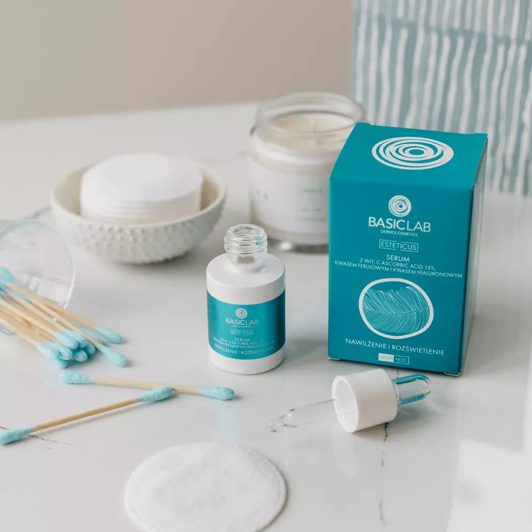 SERUM Z WITAMINĄ C 15% NAWILŻENIE I ROZŚWIETLENIE