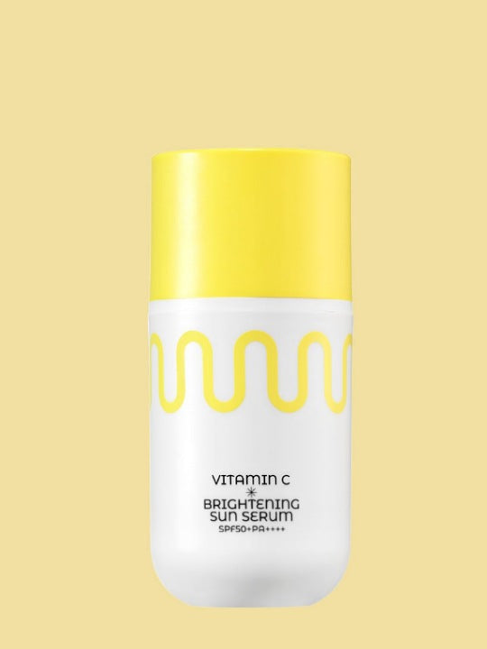 Rozjaśniające serum przeciwsłoneczne z witaminą C SPF 50+ PA++++