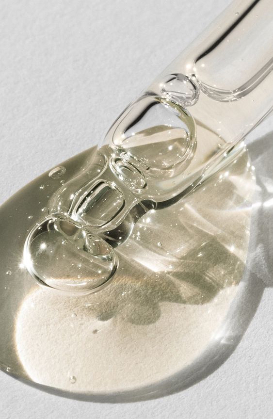 SUPERAKTYWNA EKOAMPUŁKA, SERUM ANTI–AGING COMPLETE