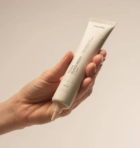 Team Sunscreen light krem nawilżająco-regulujący SPF 30