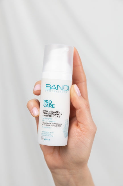 PROfesjonalne składniki intensywne oraz długotrwale nawilżające