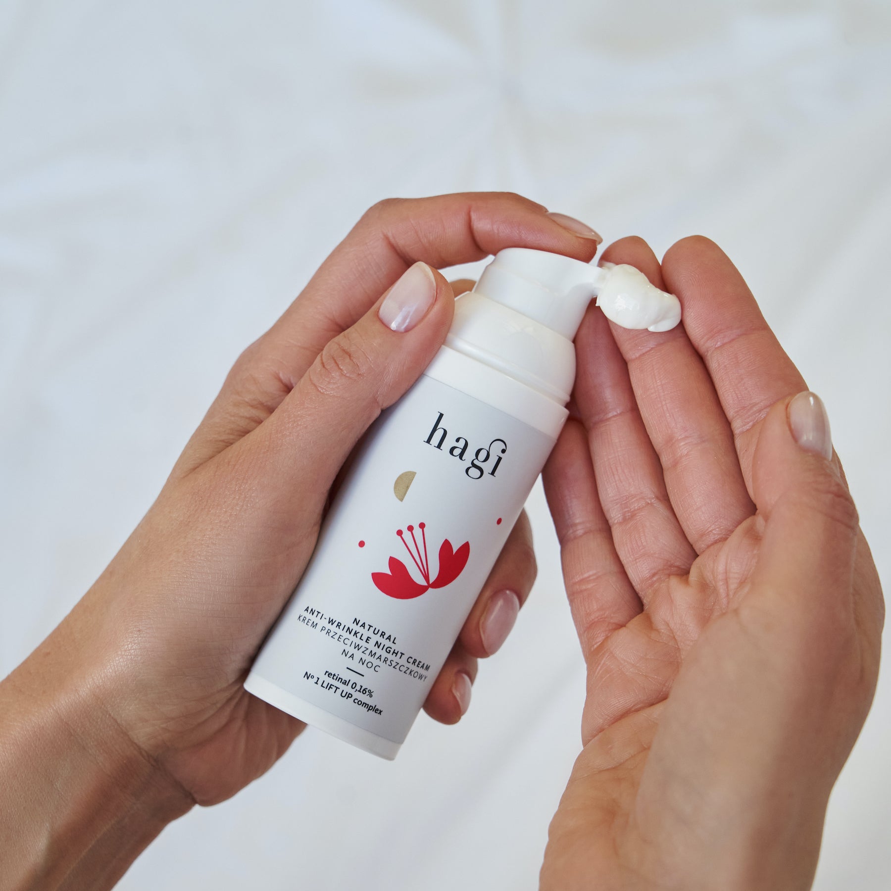 Przeciwzmarszczkowy krem z retinalem na noc