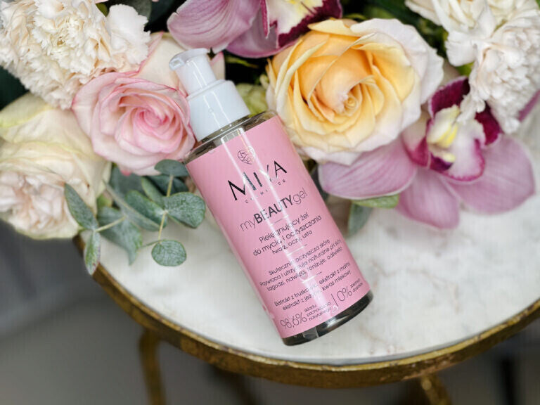 myBEAUTYgel Pielęgnujący żel do mycia i oczyszczania