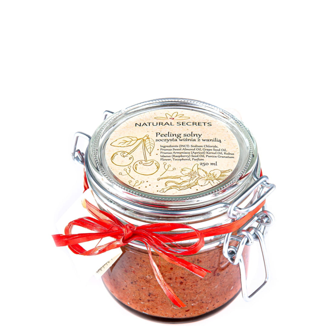 Peeling solny - soczysta wiśnia z wanilią