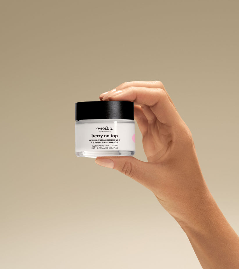 Berry On Top odbudowujący krem na noc z kompleksem ceramidów