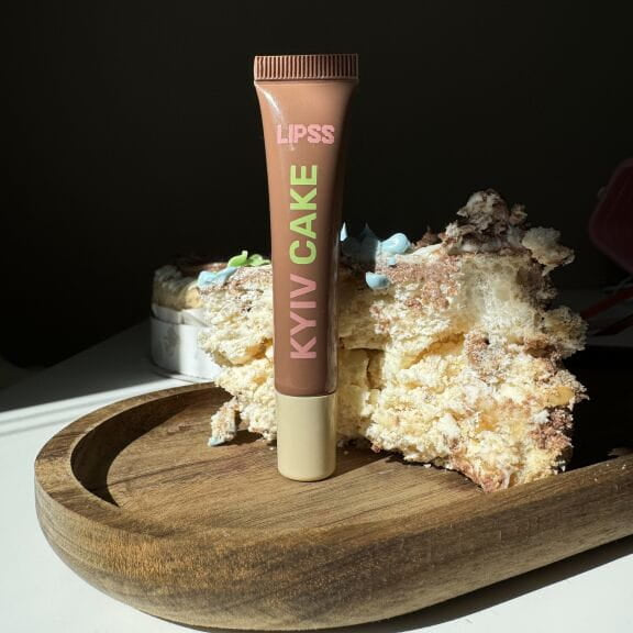 LIPSS Lipper KYIV CAKE Błyszczyk do ust