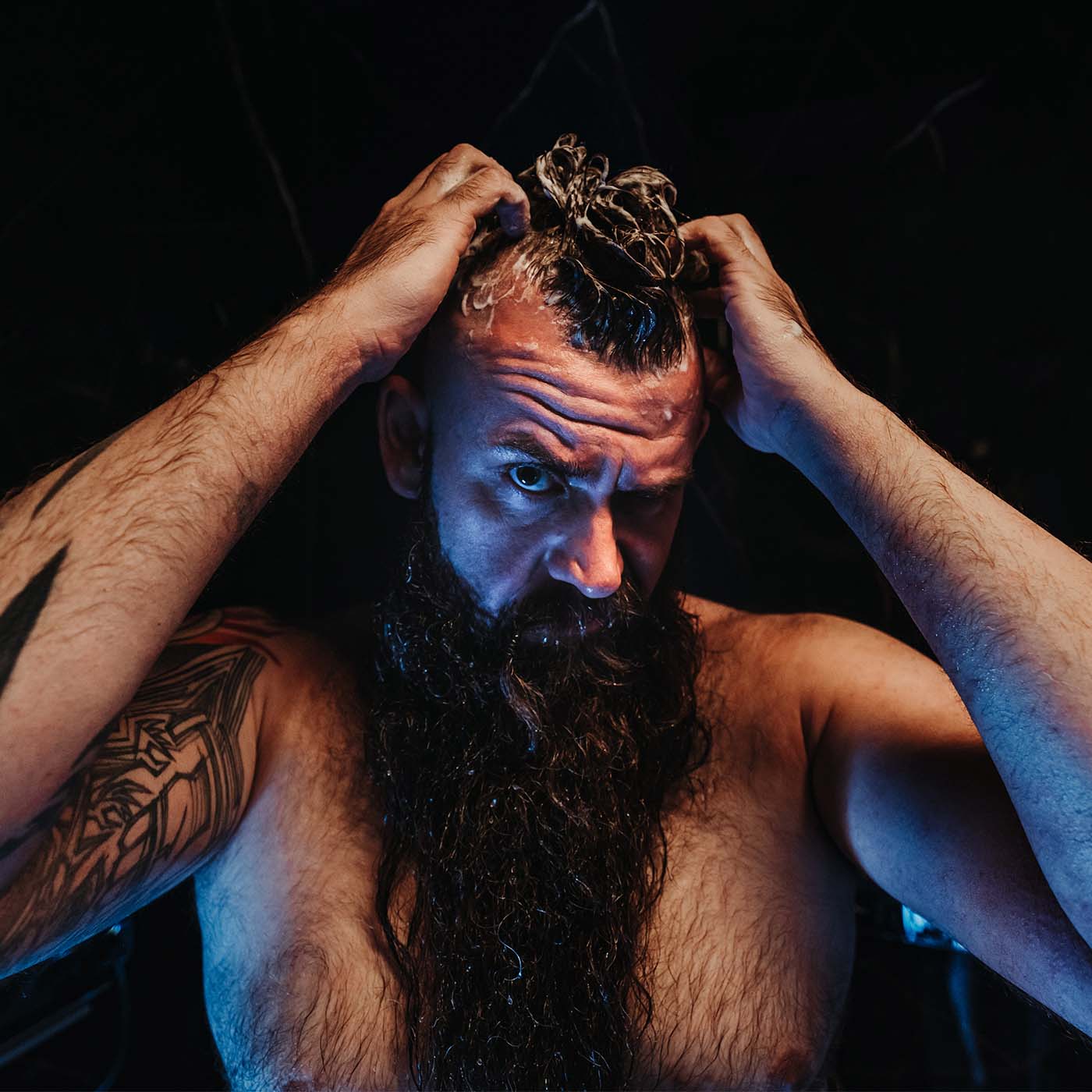Angry Beards Urban Twofinger Hårsjampo 230ml - Tuxedo.no - On Demand Barbers - Nettbuttik Oslo Norway Barbershop